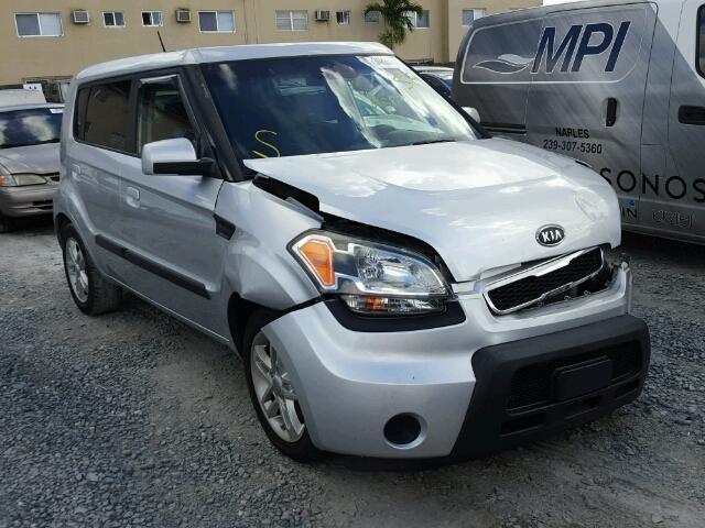 KNDJT2A24A7162973 - 2010 KIA SOUL + SILVER photo 1