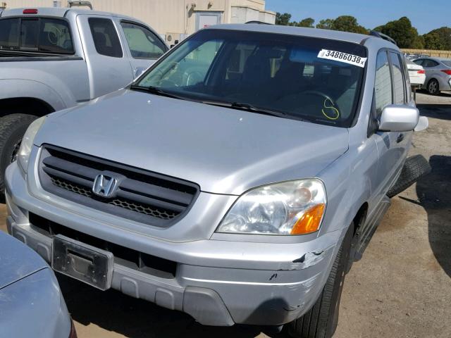 2HKYF18405H511121 - 2005 HONDA PILOT EX SILVER photo 2