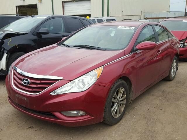 5NPEB4AC8DH701216 - 2013 HYUNDAI SONATA RED photo 2