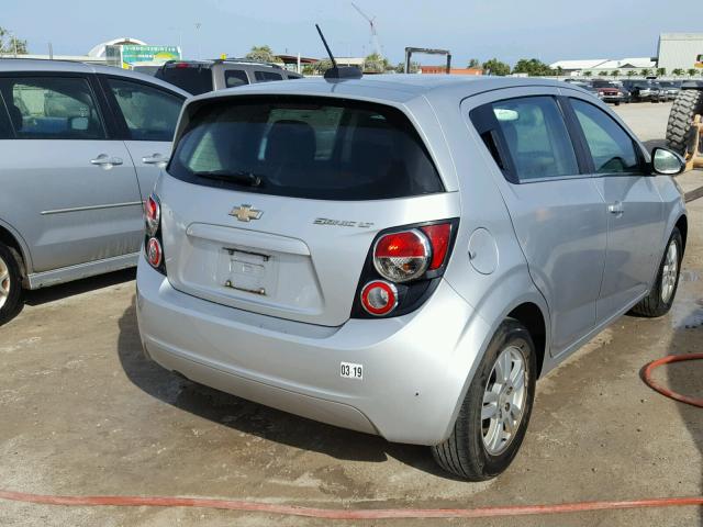 1G1JC6SH0G4141566 - 2016 CHEVROLET SONIC LT SILVER photo 4