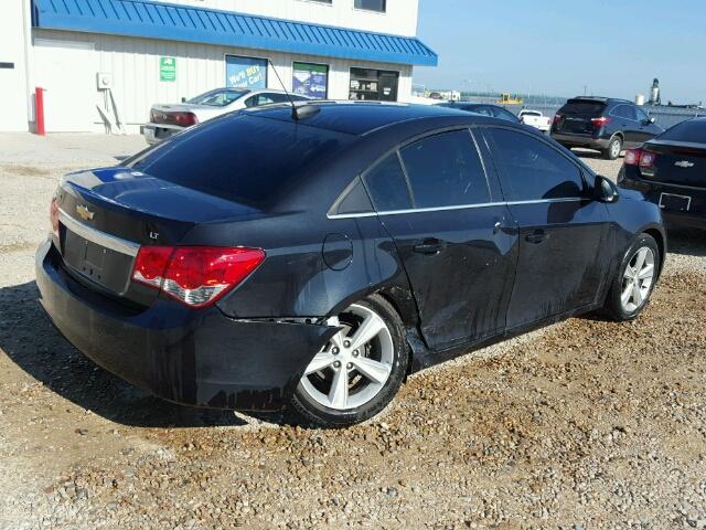 1G1PE5SB8F7288600 - 2015 CHEVROLET CRUZE LT BLACK photo 4