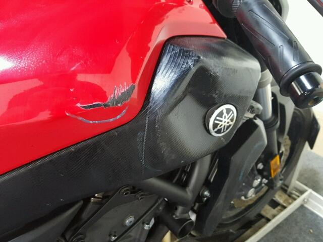 JYARM06E2FA003656 - 2015 YAMAHA FZ07 RED photo 13