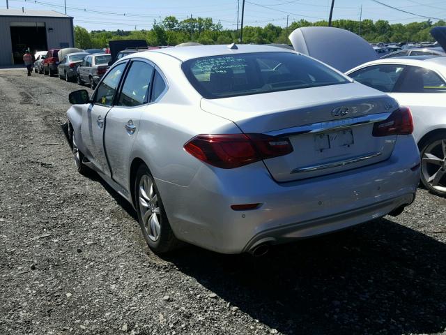 JN1BY1AP3HM740653 - 2017 INFINITI Q70 3.7 SILVER photo 3