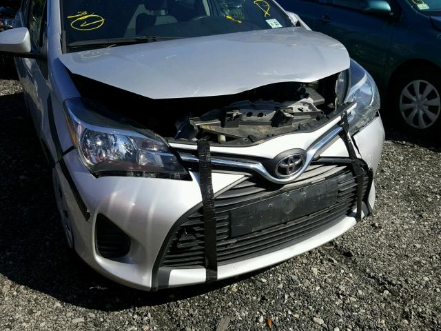 VNKKTUD32GA068310 - 2016 TOYOTA YARIS L SILVER photo 9