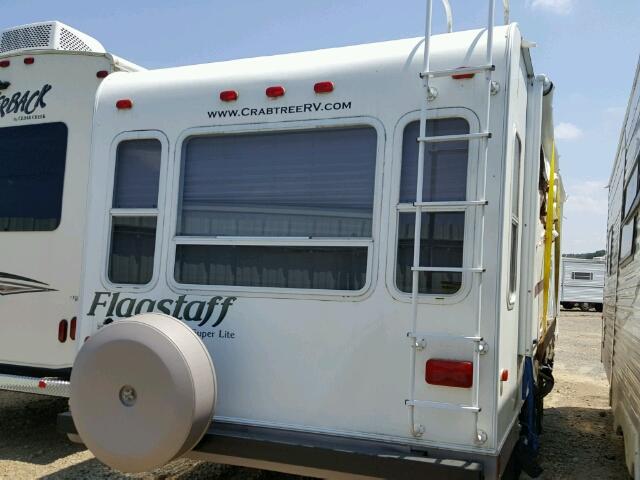 4X4TFLG25A1829852 - 2010 WILDWOOD FLAGSTAFF WHITE photo 4