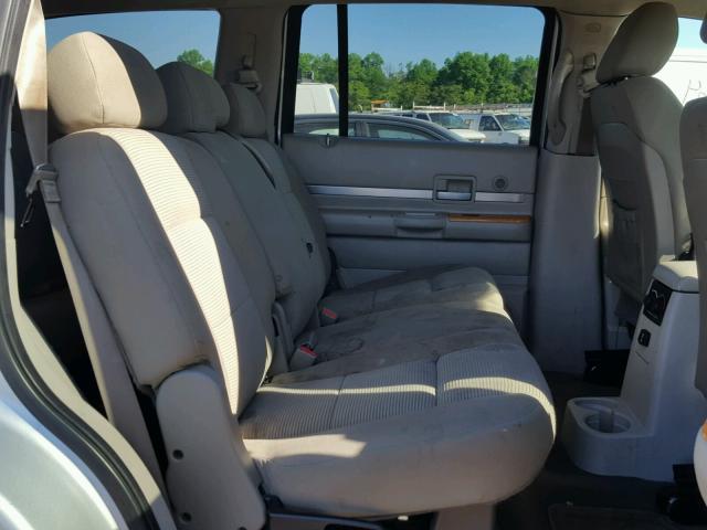 1A8HX58N88F126927 - 2008 CHRYSLER ASPEN LIMI 银色 照片 6