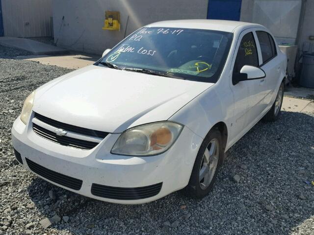 1G1AL55F667623010 - 2006 CHEVROLET COBALT LT WHITE photo 2