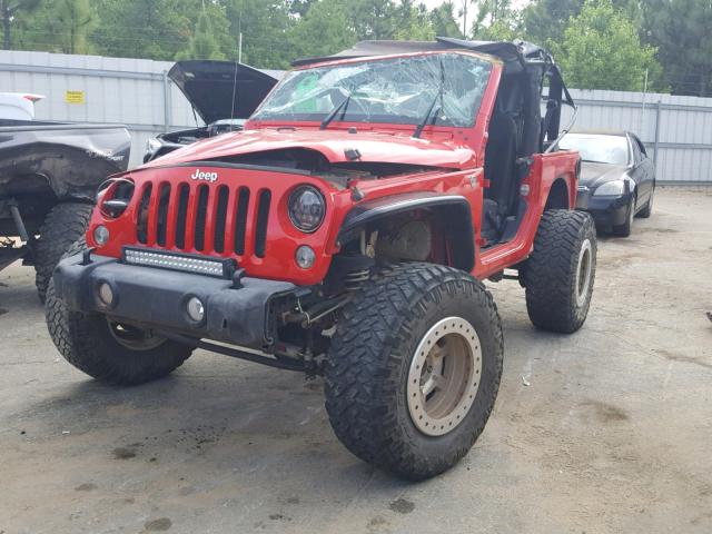 1C4AJWAG8FL740001 - 2015 JEEP WRANGLER S 红色 照片 2