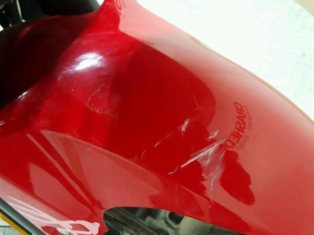 MH3RH06Y0FK002553 - 2015 YAMAHA YZFR3 RED photo 17