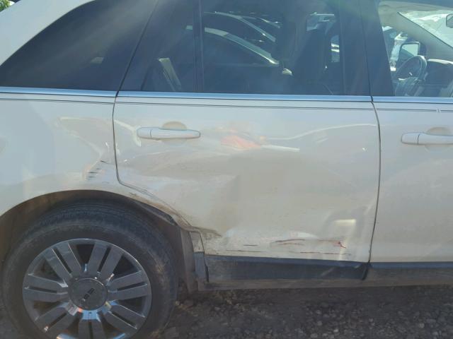 2LMDU88C78BJ19838 - 2008 LINCOLN MKX CREAM photo 9