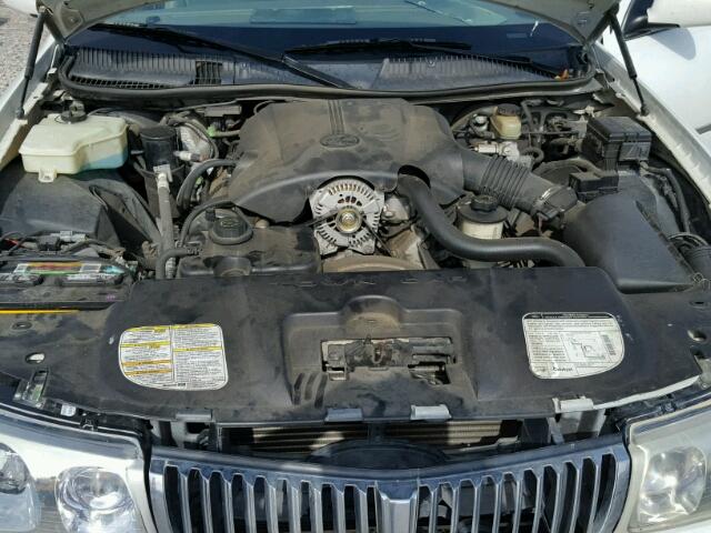 1LNHM83W1YY805875 - 2000 LINCOLN TOWN CAR C WHITE photo 7