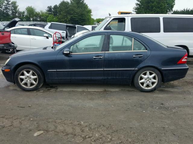 WDBRF64J51F061451 - 2001 MERCEDES-BENZ C 320 BLUE photo 9