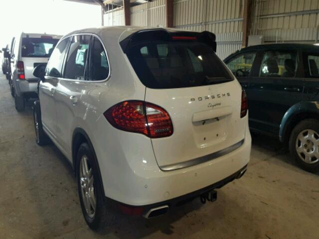 WP1AA2A28ELA95358 - 2014 PORSCHE CAYENNE WHITE photo 3