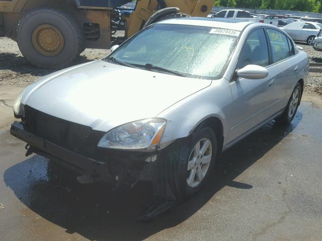 1N4AL11D13C167026 - 2003 NISSAN ALTIMA BAS SILVER photo 2