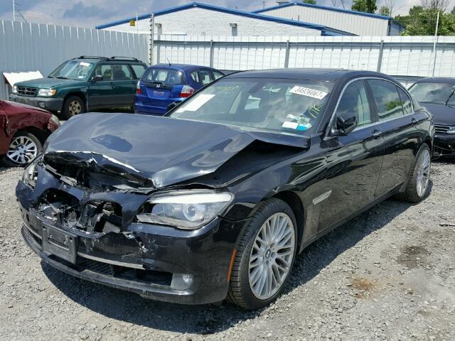 WBAKC8C5XCC435372 - 2012 BMW 750LI BLACK photo 2