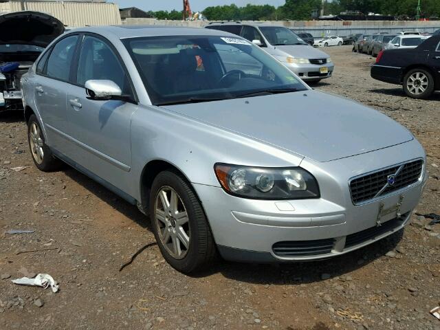 YV1MS382X62169565 - 2006 VOLVO S40 2.4I SILVER photo 1