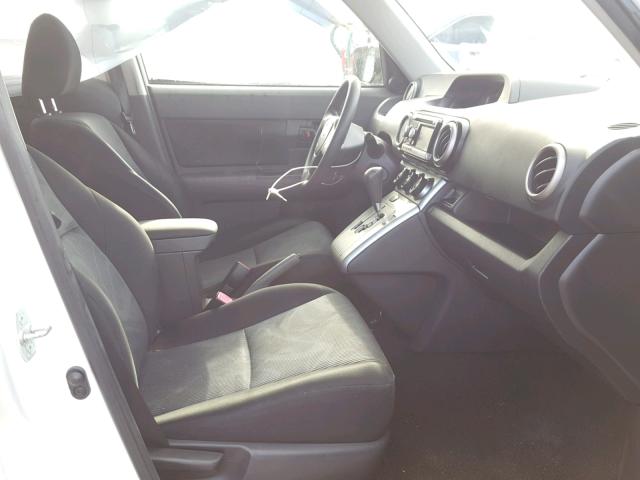 JTLZE4FE6B1127565 - 2011 TOYOTA SCION XB Ақ фото 5