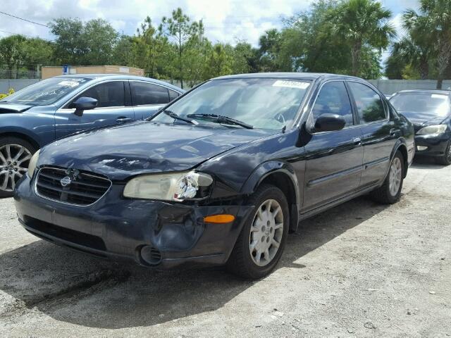 JN1CA31D11T837680 - 2001 NISSAN MAXIMA GXE BLACK photo 2