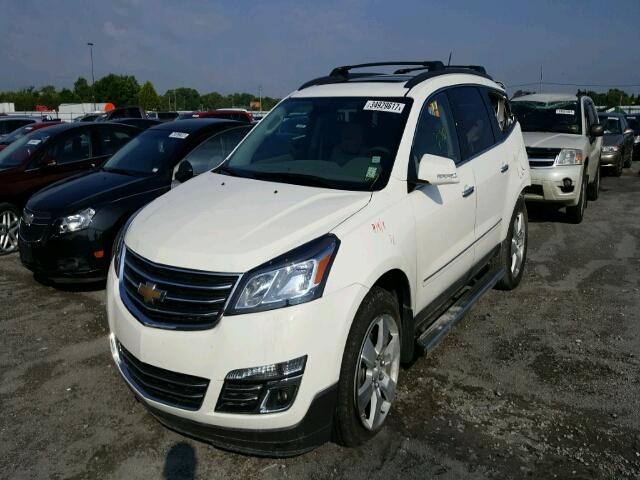 1GNKRJKD7FJ148953 - 2015 CHEVROLET TRAVERSE L SILVER photo 2