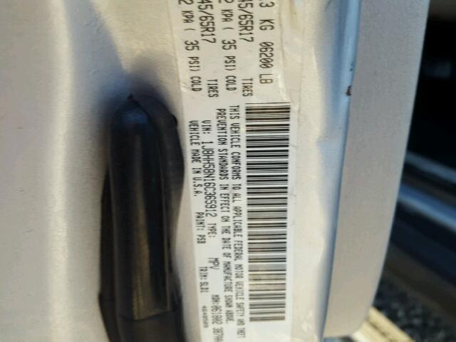 1J8HH58N16C365912 - 2006 JEEP COMMANDER SILVER photo 10