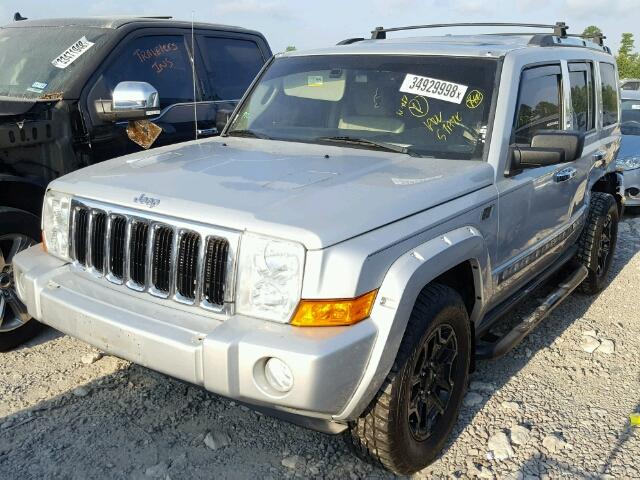 1J8HH58N16C365912 - 2006 JEEP COMMANDER SILVER photo 2