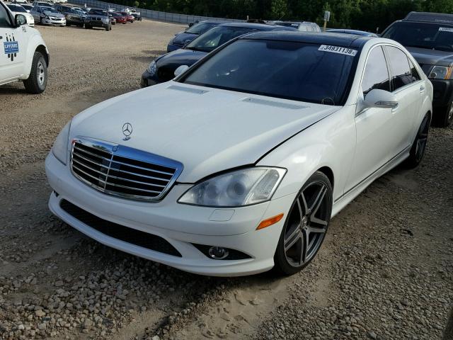 WDDNG71X57A087961 - 2007 MERCEDES-BENZ S 550 WHITE photo 2