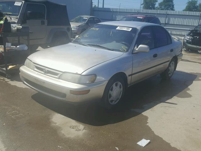 1NXBB02E7VZ628080 - 1997 TOYOTA COROLLA DX BEIGE photo 2