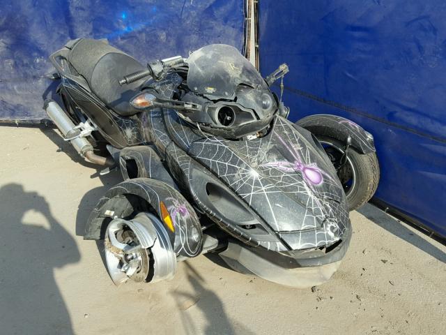 2BXJALA18CV000386 - 2012 CAN-AM SPYDER ROA BLACK photo 1