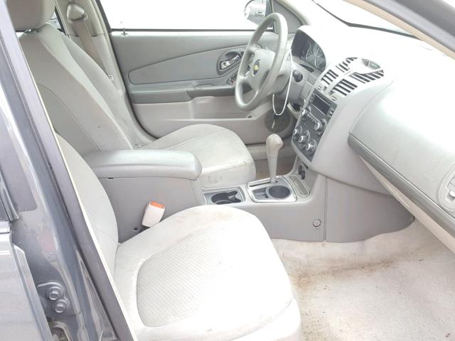 1G1ZS58F47F167789 - 2007 CHEVROLET MALIBU LS ნაცრისფერი ფოტო 5