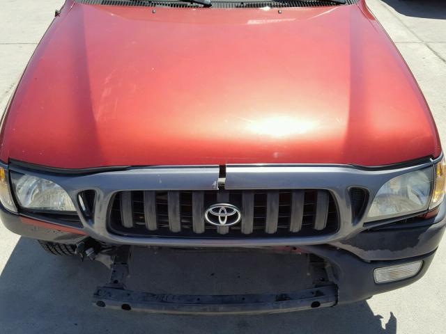 5TENL42N52Z143011 - 2002 TOYOTA TACOMA RED photo 7