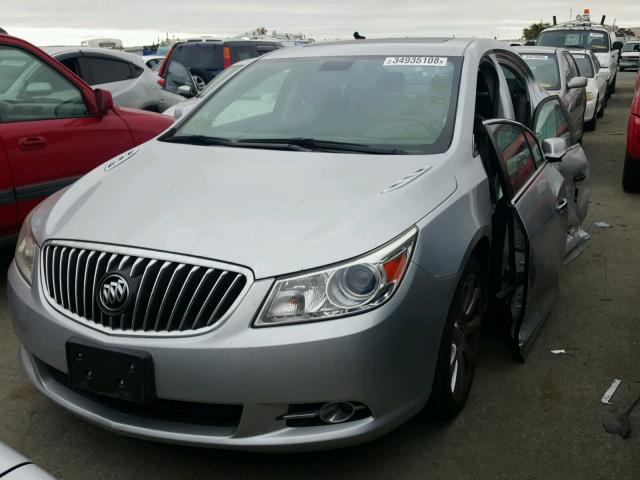1G4GJ5G3XDF309482 - 2013 BUICK LACROSSE T SILVER photo 2