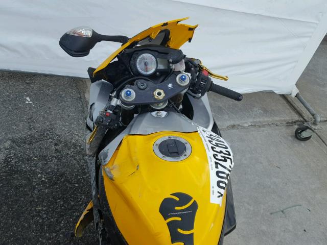 JS1GN7EA482109646 - 2008 SUZUKI GSX-R600 YELLOW photo 5