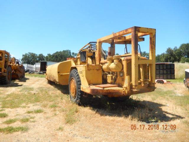 51F414 - 1981 CATERPILLAR WATER TRUC YELLOW photo 2