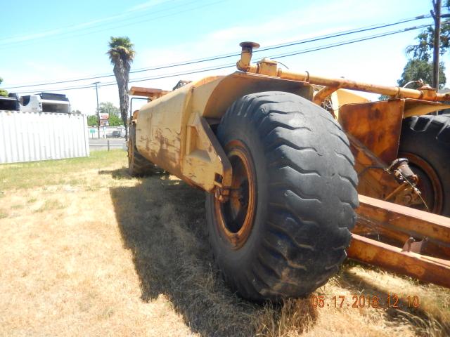 51F414 - 1981 CATERPILLAR WATER TRUC YELLOW photo 6