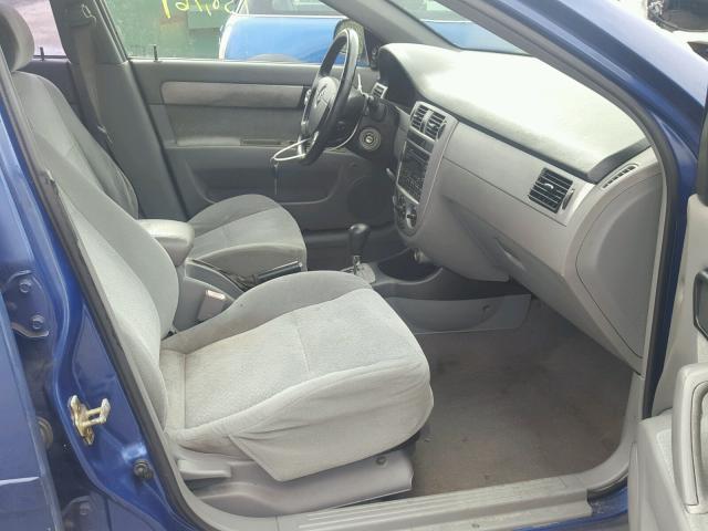 KL5JJ56Z35K146141 - 2005 SUZUKI FORENZA LX BLUE photo 5