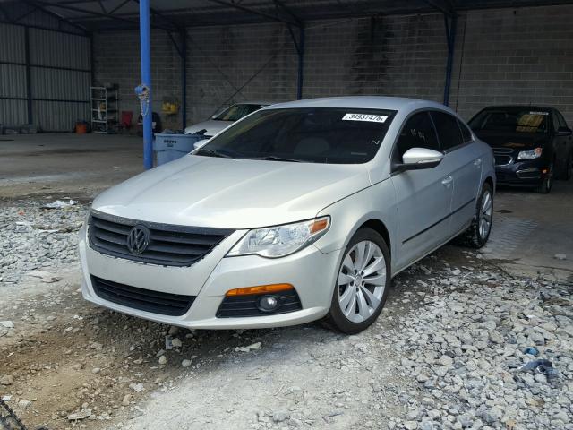 WVWMN7AN0AE567528 - 2010 VOLKSWAGEN CC SPORT SILVER photo 2