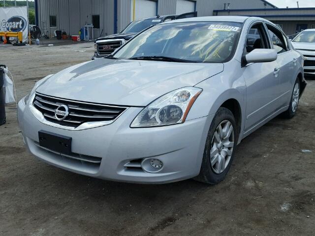 1N4AL2AP8CN550983 - 2012 NISSAN ALTIMA SILVER photo 2