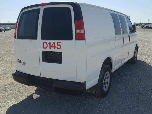 1GCSGAFX1E1112807 - 2014 CHEVROLET EXPRESS G1 WHITE photo 4