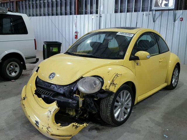 3VWRW31C08M512623 - 2008 VOLKSWAGEN NEW BEETLE 黄色 照片 2