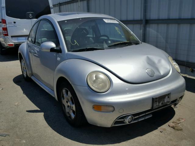 3VWCP21C42M461194 - 2002 VOLKSWAGEN NEW BEETLE 银色 照片 1