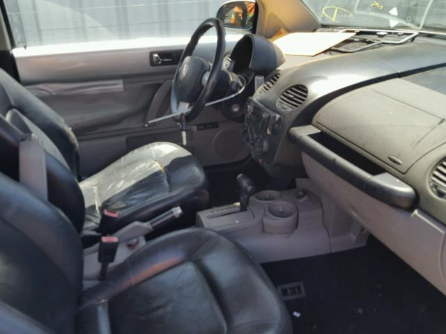 3VWCP21C42M461194 - 2002 VOLKSWAGEN NEW BEETLE 银色 照片 5