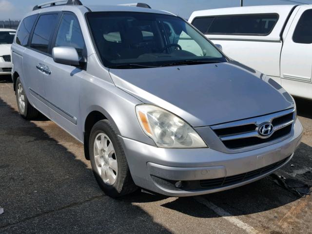 KNDMC233986048082 - 2008 HYUNDAI ENTOURAGE SILVER photo 1