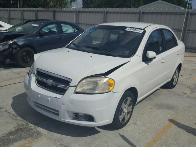 KL1TD5DEXAB089335 - 2010 CHEVROLET AVEO LS WHITE photo 2