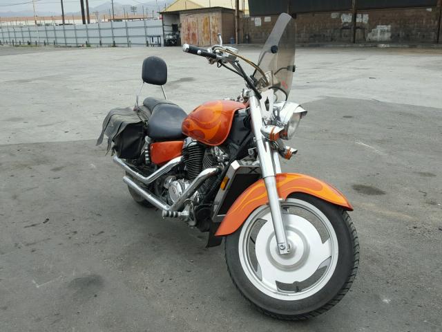 1HFSC431X2A200155 - 2002 HONDA VT1100 C2 ORANGE photo 1