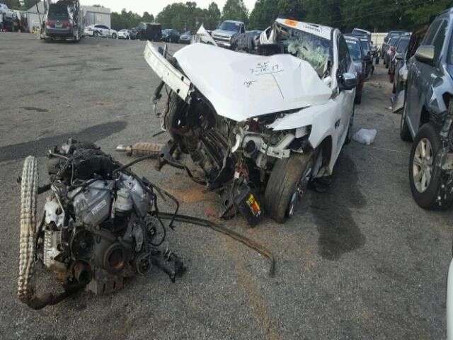 1FAHP2FW6BG163077 - 2011 FORD TAURUS LIM WHITE photo 2