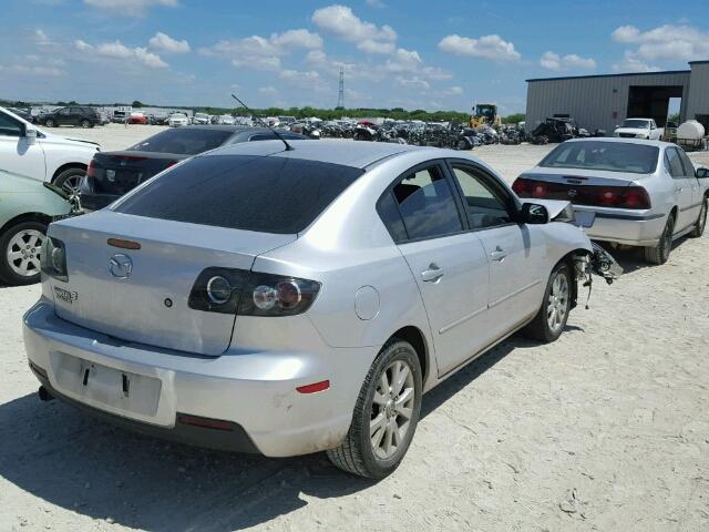 JM1BK32F381827227 - 2008 MAZDA 3 I SILVER photo 4