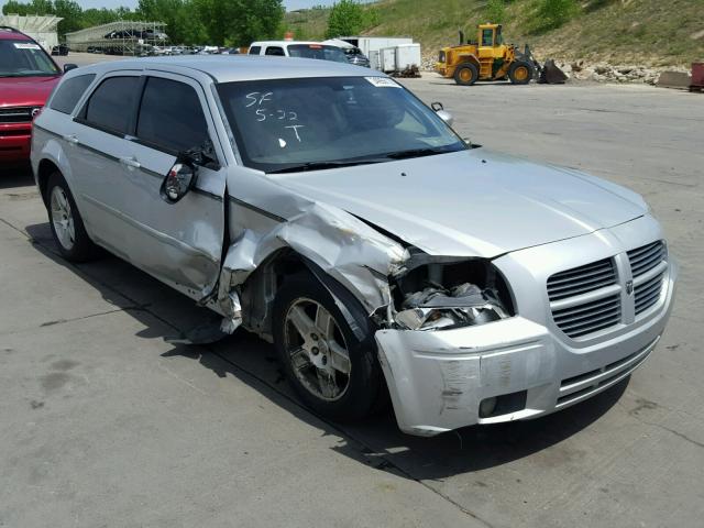 2D4FV47V27H830816 - 2007 DODGE MAGNUM SXT SILVER photo 1