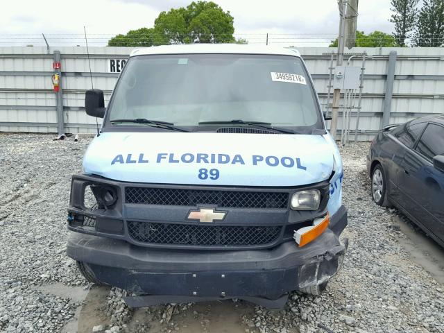 1GCWGFCA7B1134708 - 2011 CHEVROLET EXPRESS BLUE photo 9