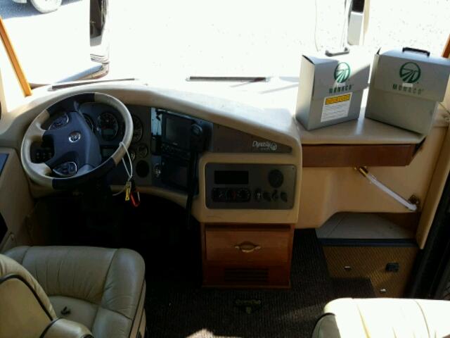 1RF13561481045188 - 2008 ROADMASTER RAIL MONOCOQUE ორფეროვანი ფოტო 9