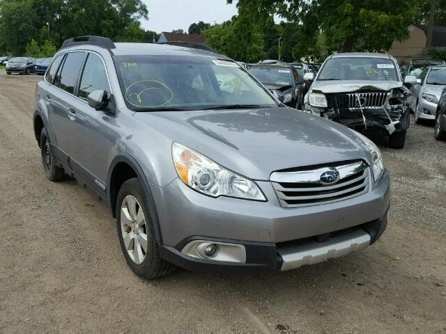 4S4BREJC7B2360017 - 2011 SUBARU OUTBACK 3. SILVER photo 1